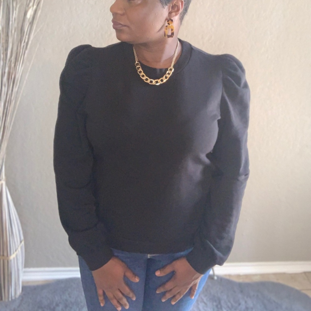 Black puffed sleeve top